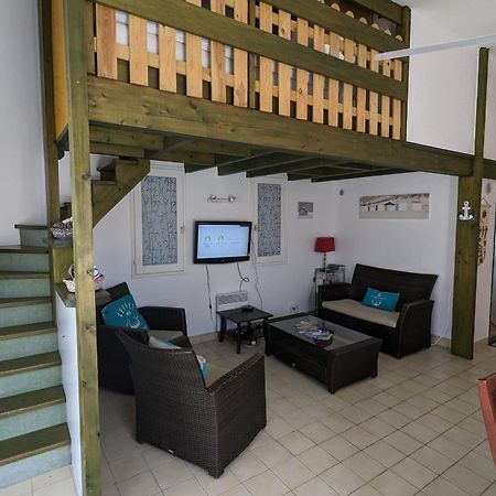 Spacious Nest With Terrace Near The Beach Saint-Hilaire-de-Talmont Eksteriør bilde